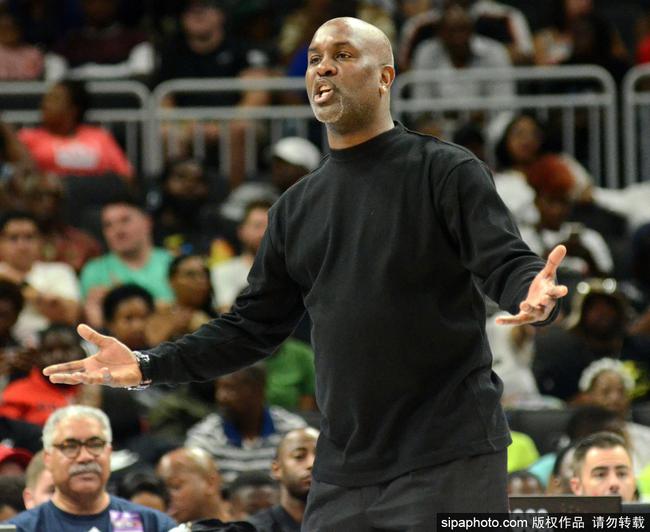 赛使国足的 赛使国足的