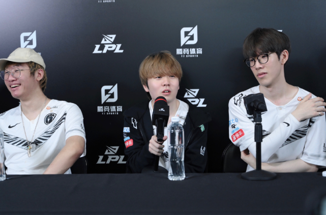 方能迎来属 方能迎来属