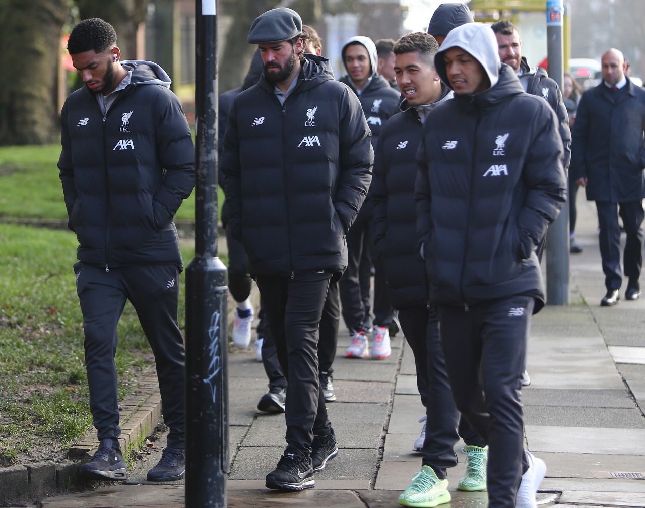 过五前锋线 过五前锋线