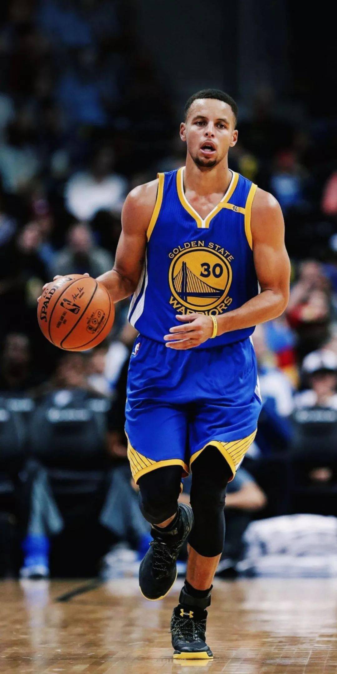 扑克里如何避免过度自信（扑克游戏中防止自信过度的策略）